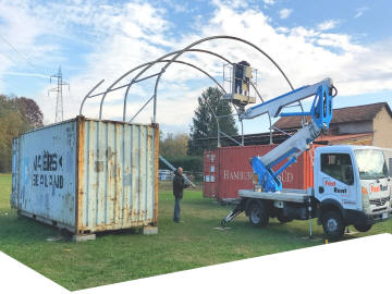 tensostrutture tra container shelter