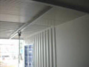 carro ponte dentro container officna